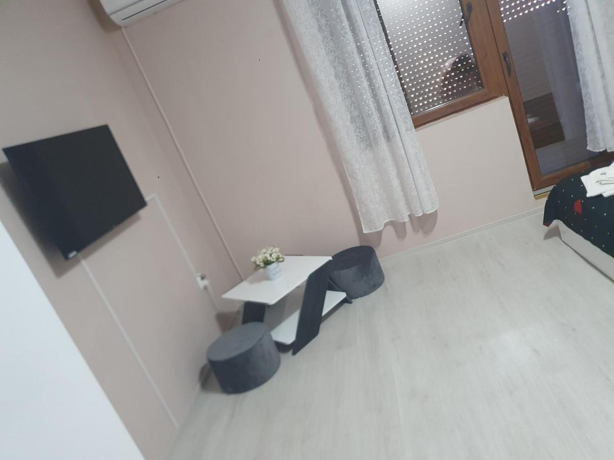 Appartamento Casa Simionov Băile Herculane Esterno foto