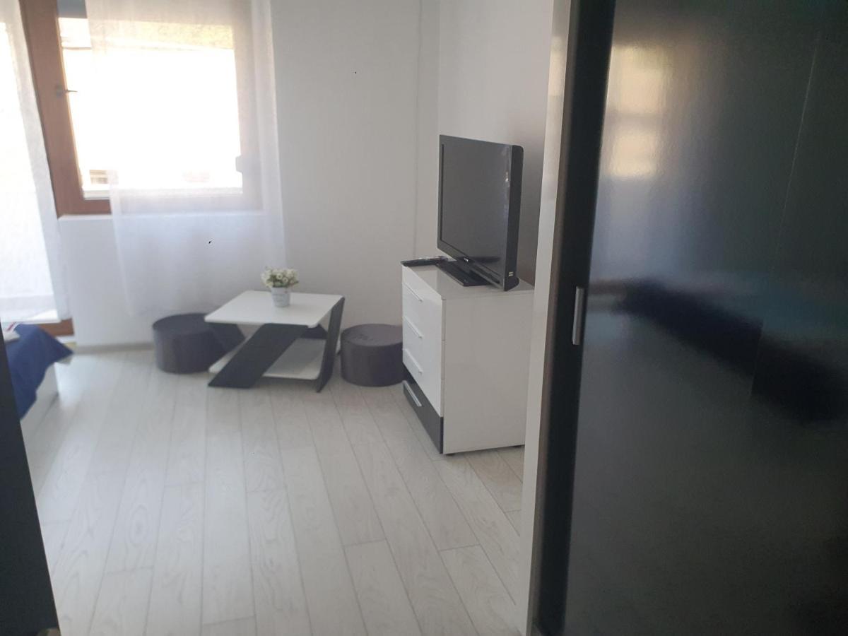 Appartamento Casa Simionov Băile Herculane Esterno foto