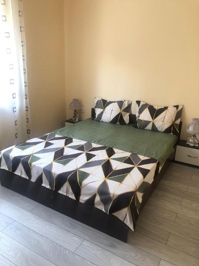 Appartamento Casa Simionov Băile Herculane Esterno foto